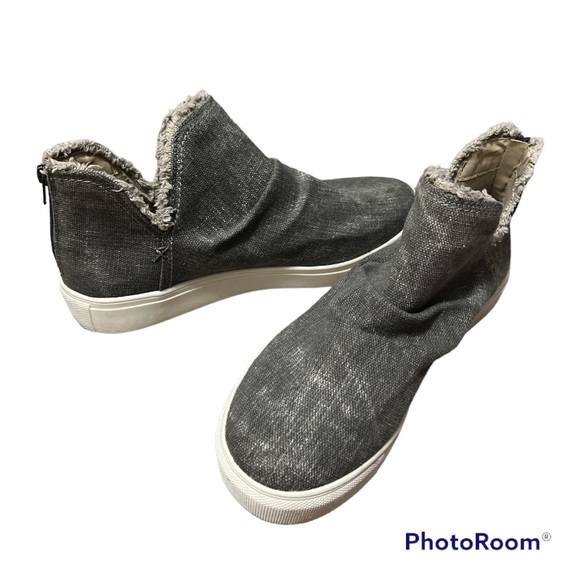 Very G Boutique Gray Canvas Women’s Fashion Sneaker Shoes Size 10 - Picture 3 of 6